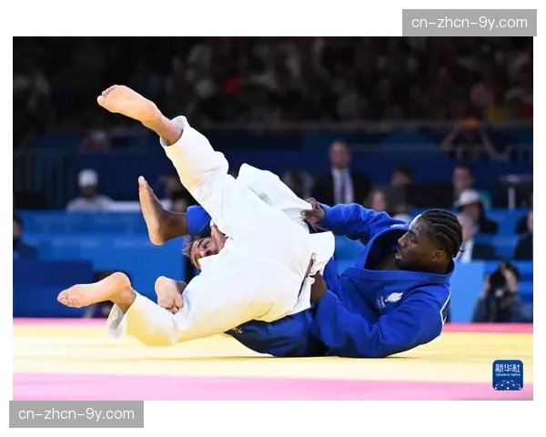 阿塞拜疆选手抗议判罚未果,赛后拒绝与对手握手